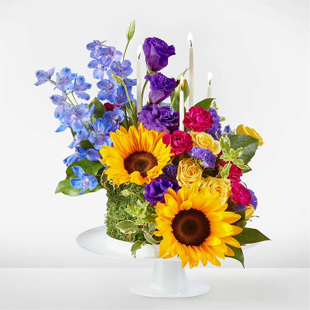 Star of the Day Floral Cake – Two Flower Girls, Skokie IL