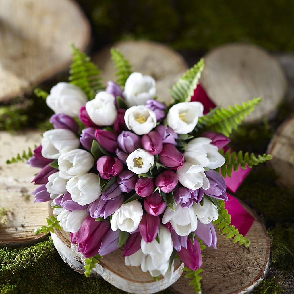 Steal My Heart Bouquet – Two Flower Girls, Skokie IL