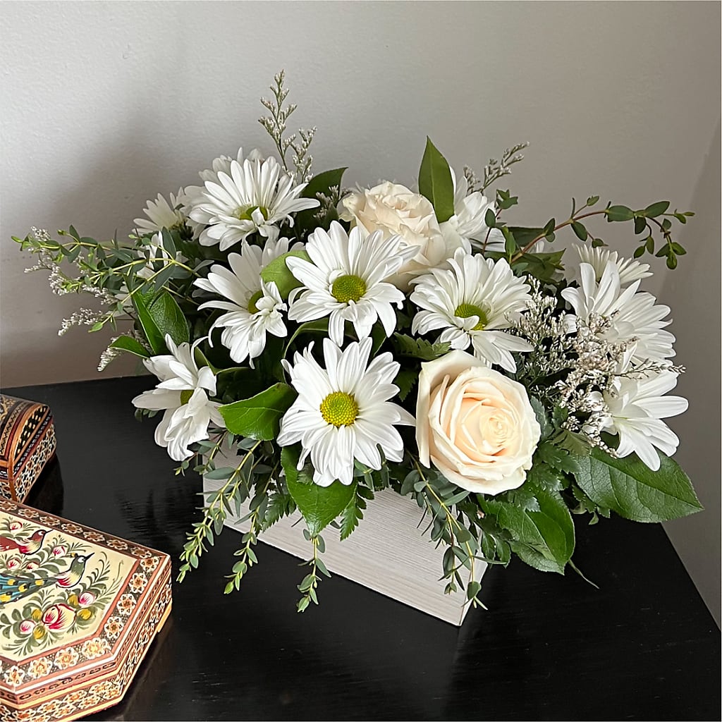 Fresh Linen Box Bouquet –  Two Flower Girls, Skokie IL