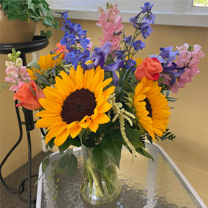 Rays of Life Bouquet –  Two Flower Girls, Skokie IL